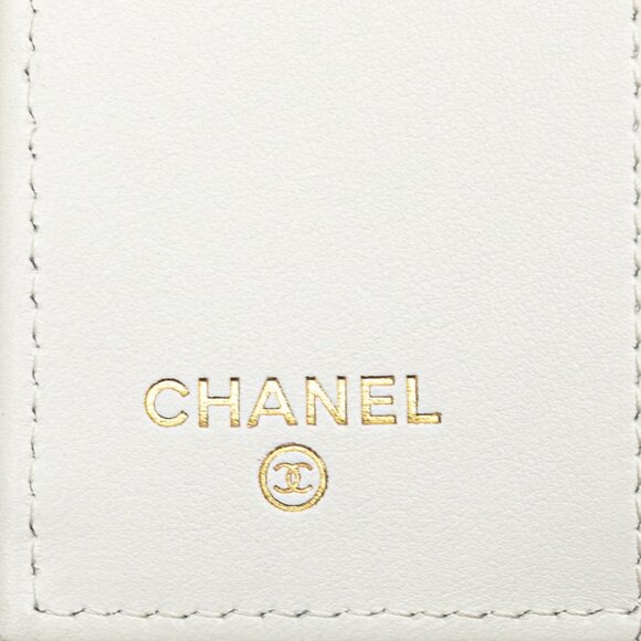 CHANEL Authentic White Caviar Leather Logo Wallet - Picture 10 of 13